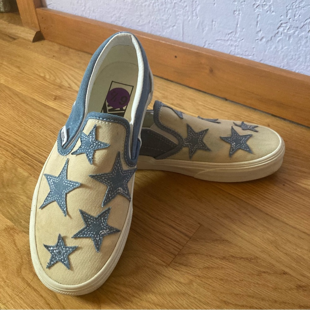 Vans Slip On with Star Appliqué - Picture 3 of 5
